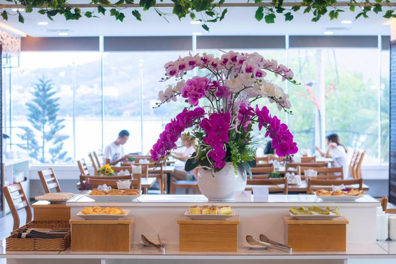 Vung Tau P&T Hotel Buitenkant foto
