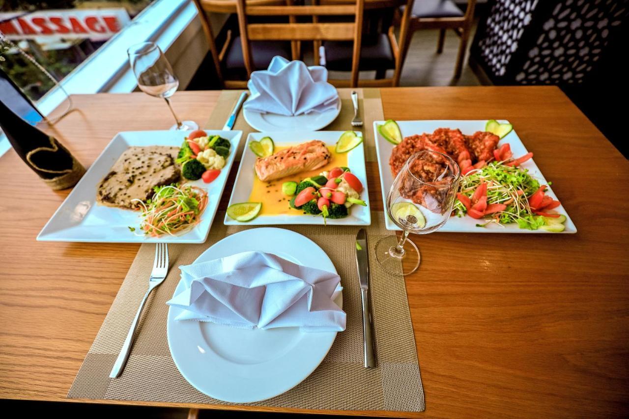 Vung Tau P&T Hotel Buitenkant foto